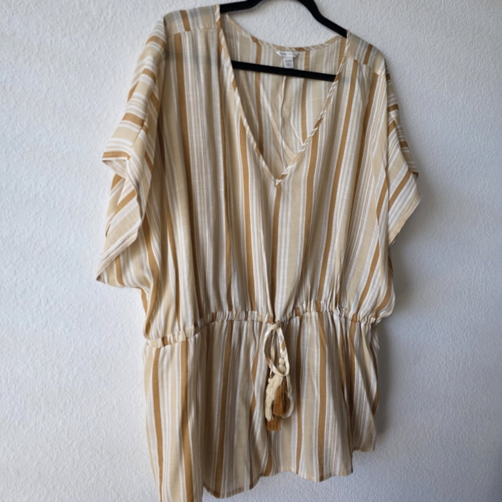 Chic Striped V-Neck Cato Plus Size Blouse - Picture 4 of 6